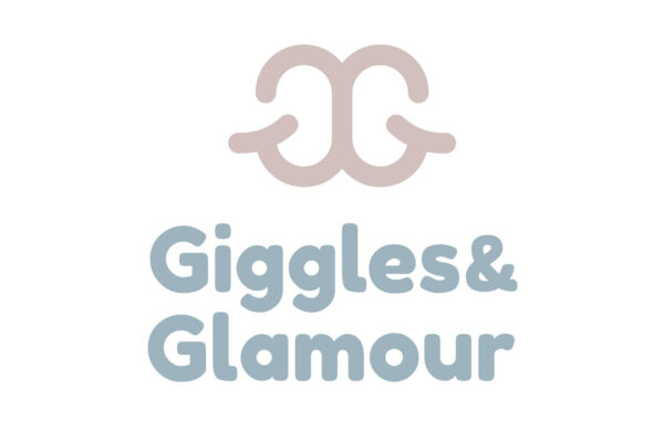 gigglesandmoure